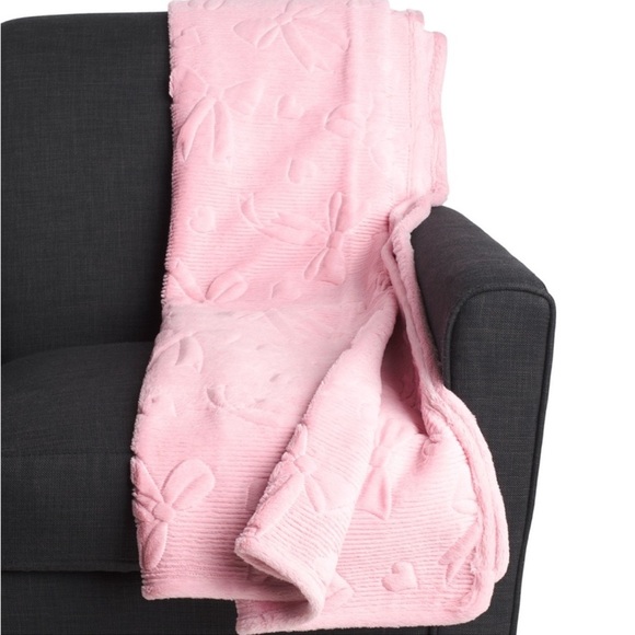 Rachel Zoe Luxe Faux Fur Pink BOWS & HEARTS Throw Blanket - Picture 6 of 7